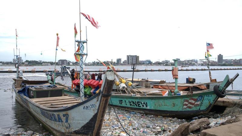 Les acteurs de la pêche artisanale utilisent des grandes pirogues à moteur./Photo-DR