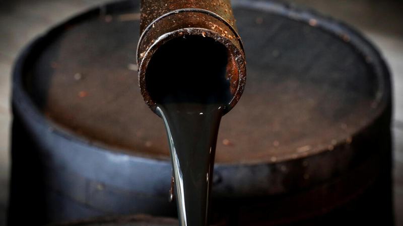 Le pétrole brut ivoirien est exclusivement produit en offshore, dans l’eau, à environ 3000 mètres de profondeur.
