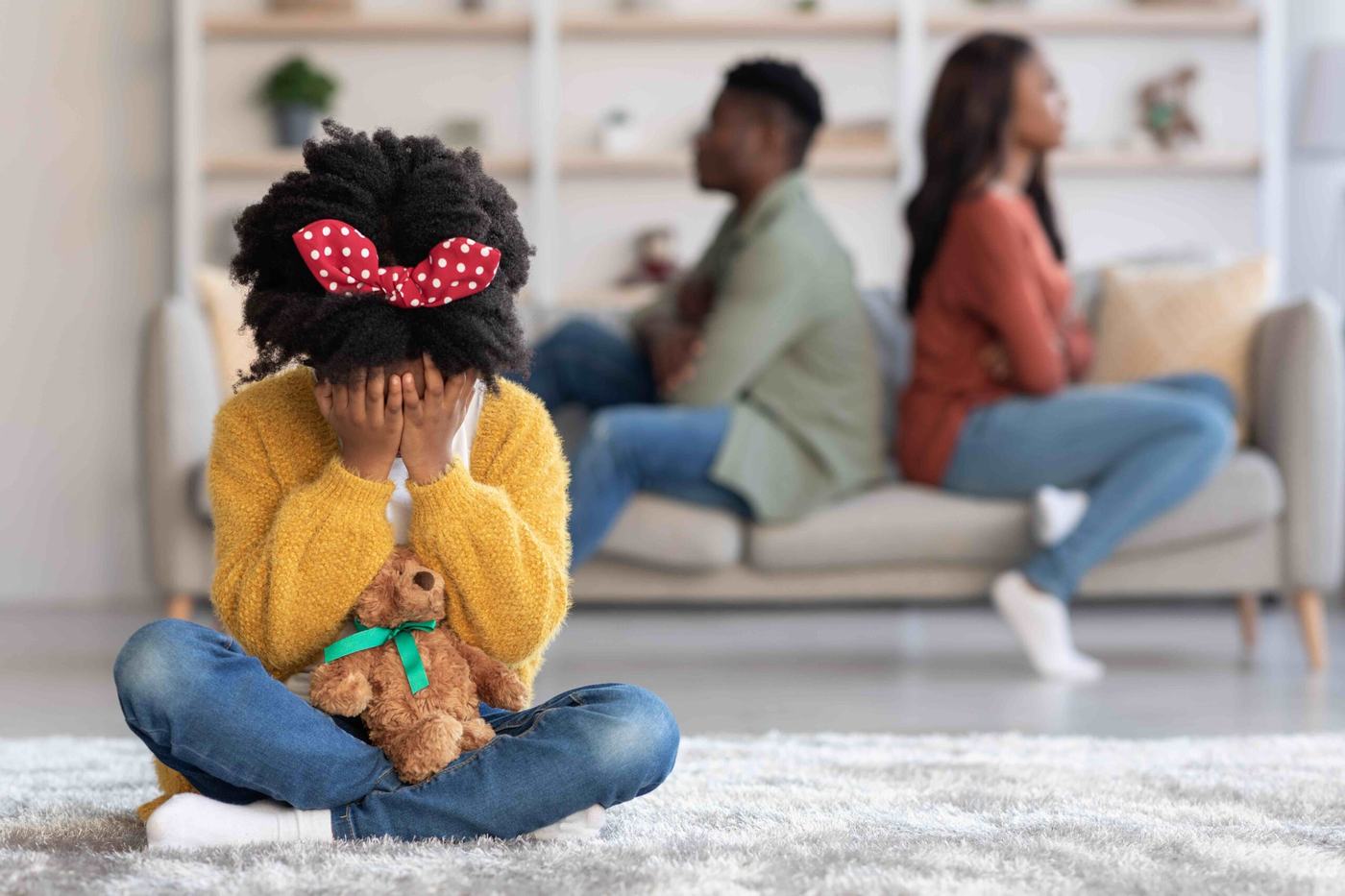 Le rejet de l’enfant issu d’un autre lit peut être la cause d’un divorce.